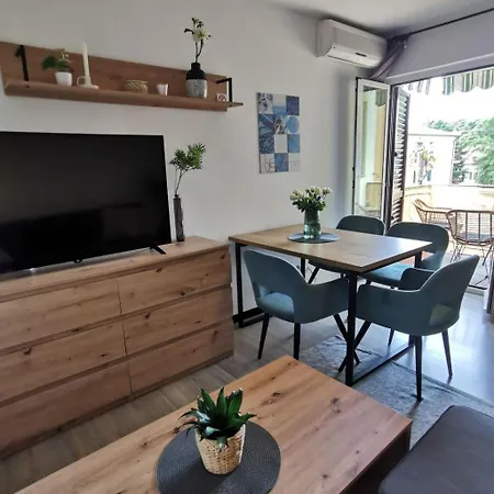 Apartament Summer Escape By Interhome *
